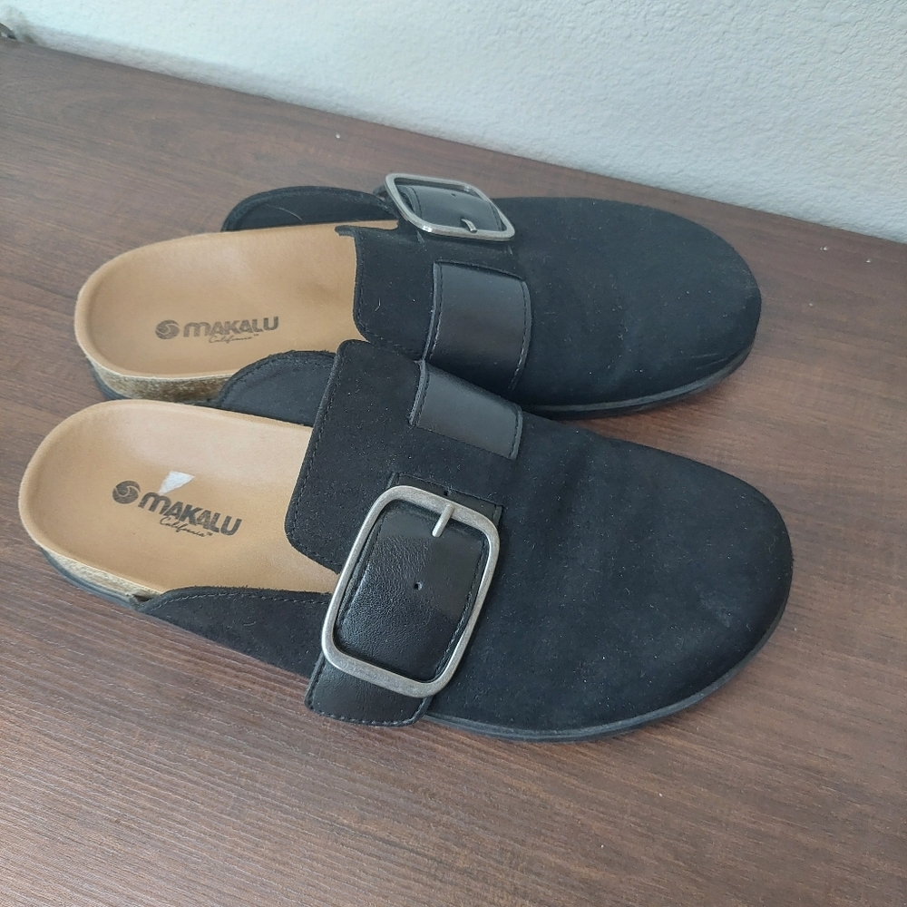 Makalu Emmaline Black Faux Suede Slip On Mule Size 8